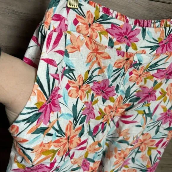 Jessica Simpson Tropical Floral Linen Flowy Wide Leg Pants - Picture 6 of 16